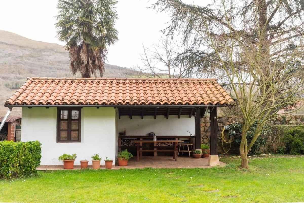 Casa Rural La Carlota Renedo De Cabuernigaヴィラ エクステリア 写真