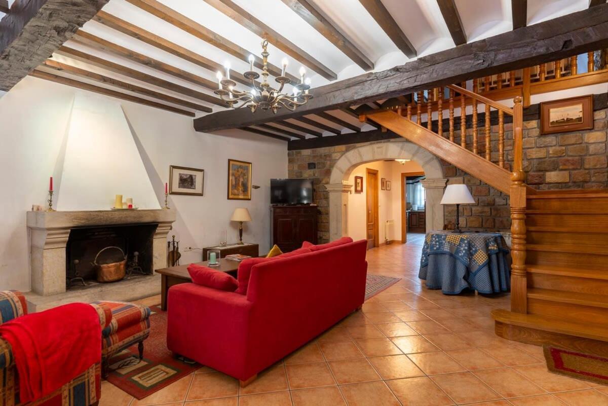 Casa Rural La Carlota Renedo De Cabuernigaヴィラ エクステリア 写真